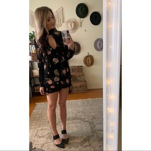 Flynn Skye Floral Keyhole Dress XS
